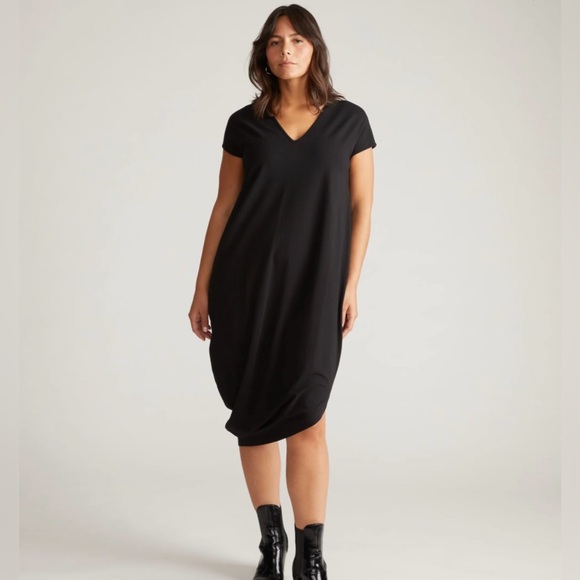 Universal Standard Dresses & Skirts - NWT! | UNIVERSAL STANDARD Iconic Geneva V-Neck Short Sleeve Dress Black S/14-16